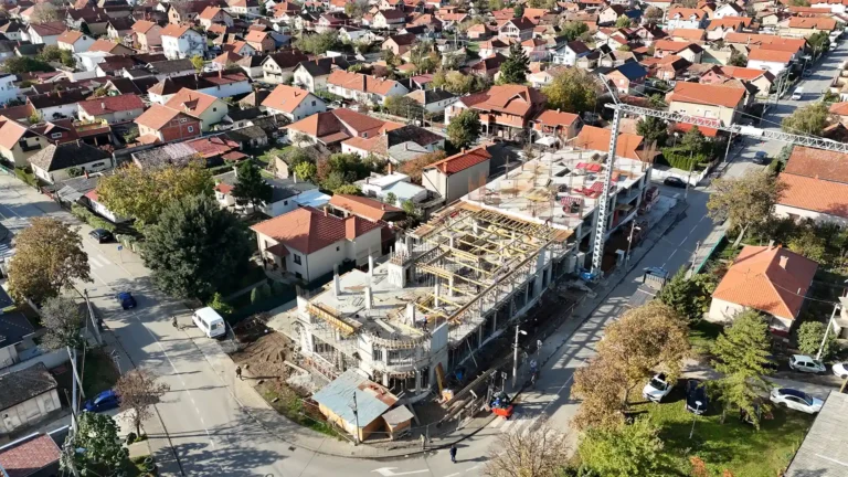 Ugao Šumadijske Dalmatinske i Beogradske